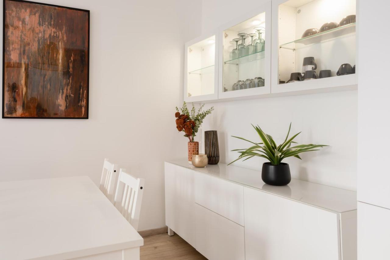 Xenia Apartments - Enjoy Porta Venezia In Modern Apt- 10 Min From Duomo ミラノ エクステリア 写真