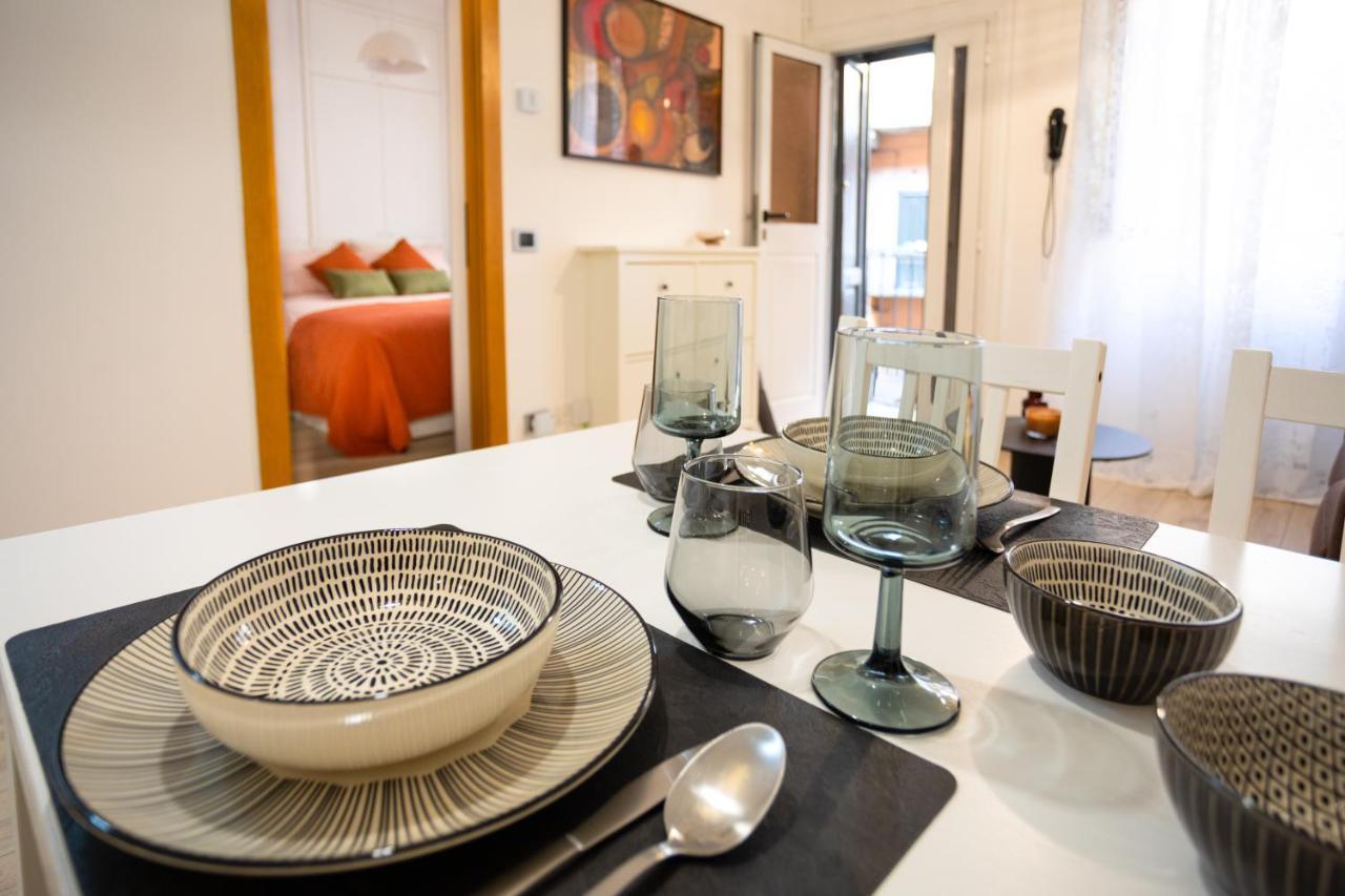 Xenia Apartments - Enjoy Porta Venezia In Modern Apt- 10 Min From Duomo ミラノ エクステリア 写真